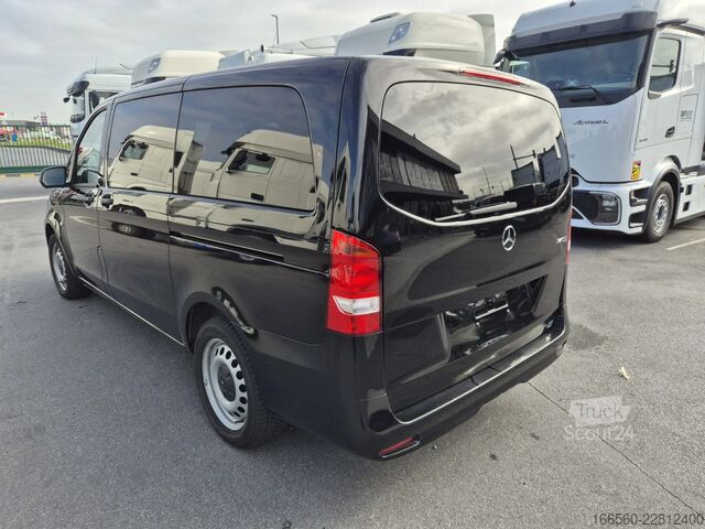 Autobus pasażerski Mercedes-Benz Vito 114 CDI TOURER