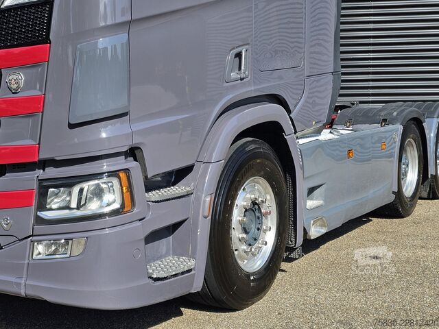 Scania R520 V8 6x4 / RETARDERIS / HIDRAULIKA / PILNA ORO SISTEMA. Scania R520 V8 6x4 / RETARDER / HYDRAULIC / FULL AIR.