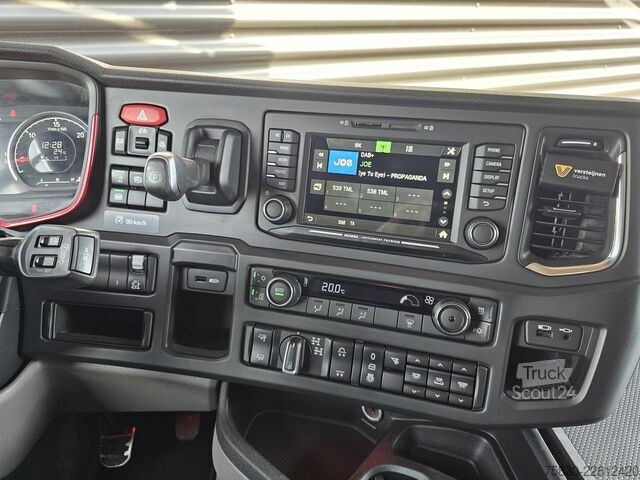 Scania R520 V8 6x4 / RETARDERIS / HIDRAULIKA / PILNA ORO SISTEMA. Scania R520 V8 6x4 / RETARDER / HYDRAULIC / FULL AIR.