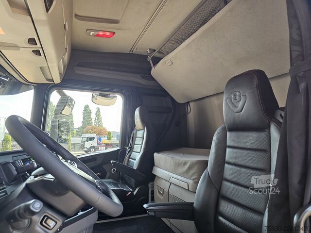 Scania R520 V8 6x4 / RETARDERIS / HIDRAULIKA / PILNA ORO SISTEMA. Scania R520 V8 6x4 / RETARDER / HYDRAULIC / FULL AIR.