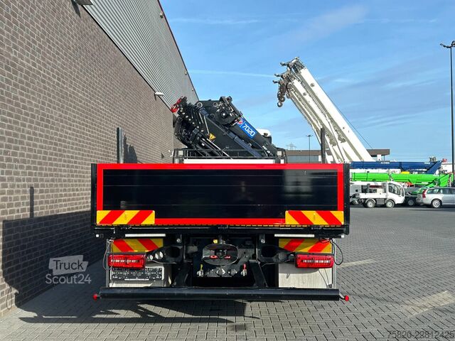 Krano sunkvežimis MAN TGS 35.510 8X4H BL BAKWAGEN +HMF 7020 K7 KRAAN/...
