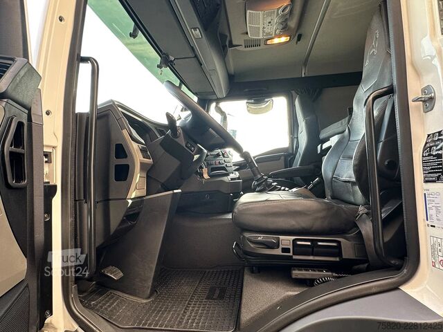Krano sunkvežimis MAN TGS 35.510 8X4H BL BAKWAGEN +HMF 7020 K7 KRAAN/...