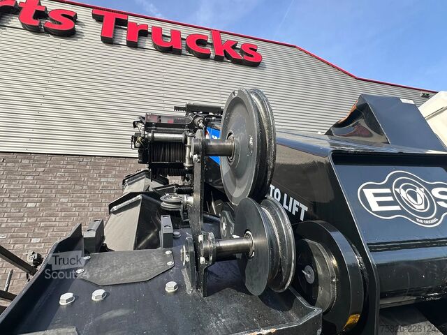 Krano sunkvežimis MAN TGS 35.510 8X4H BL BAKWAGEN +HMF 7020 K7 KRAAN/...