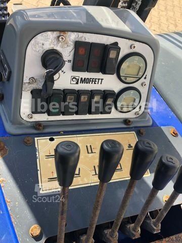 Forklift MOFFETT M4 20.3 Mitnahme Stapler Allrad