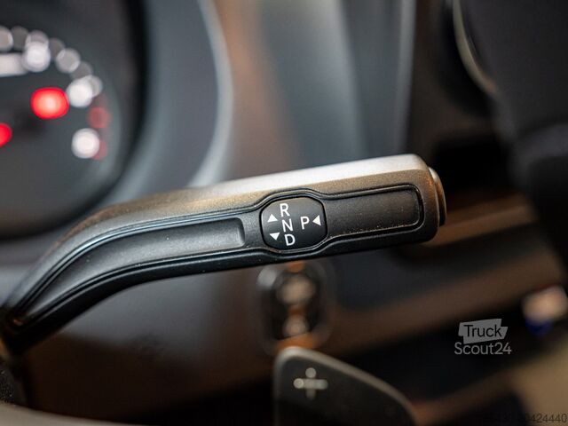 Panel van Mercedes-Benz Sprinter 315 CDI Kasten L2H2 AHK Stdhz. Navi