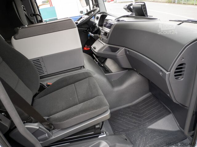 Camion plateau avec bâche Mercedes-Benz Atego 1224 L Curtainsider Schiebeplane li/re Ladebordwand BigSpace