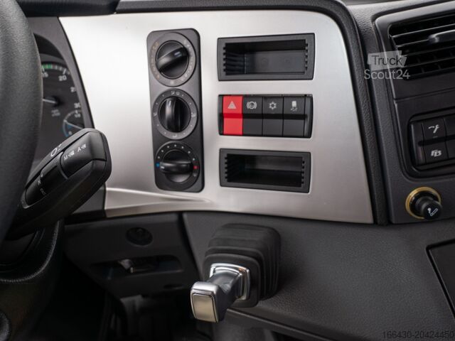 Camion plateau avec bâche Mercedes-Benz Atego 1224 L Curtainsider Schiebeplane li/re Ladebordwand BigSpace