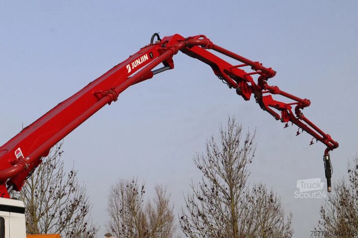 Betonpomp Mercedes-Benz Arocs 2546 6X2*4 | JUNJIN 25 METER | REMOTE | E...