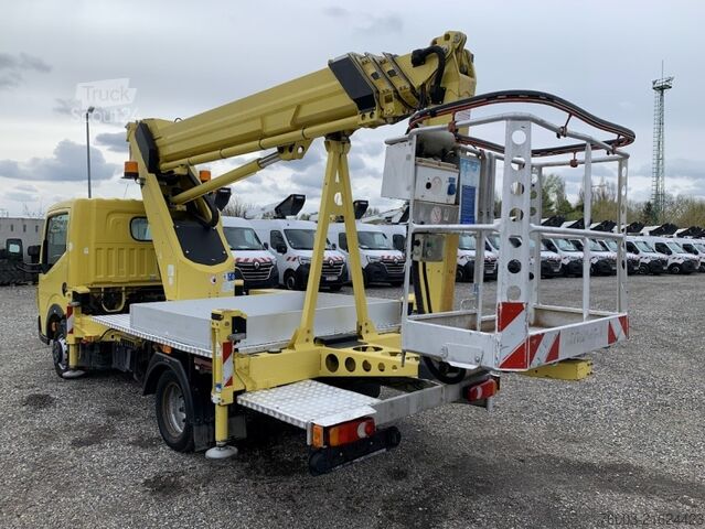 Box van Renault Maxity Ruthmann TBR200 - 20,1m - 230 kg