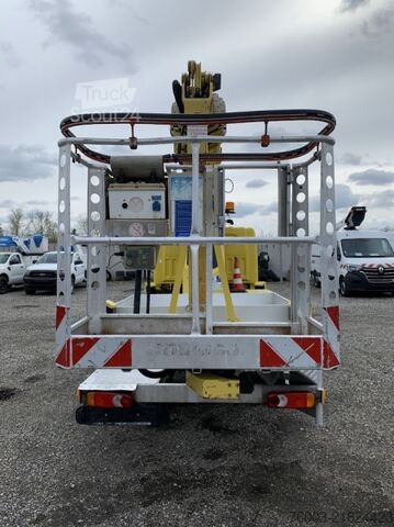 Box van Renault Maxity Ruthmann TBR200 - 20,1m - 230 kg