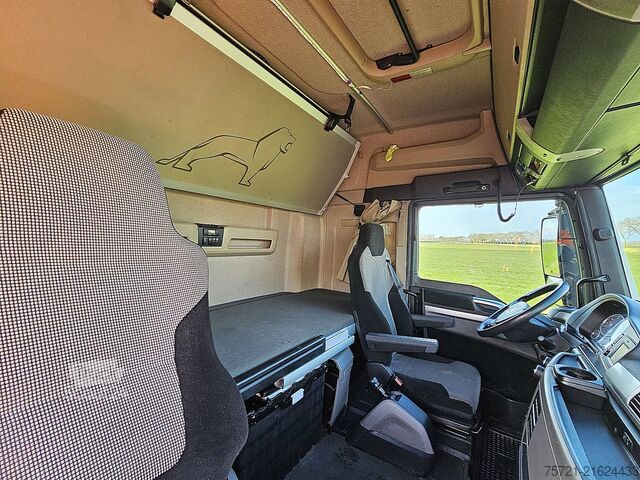 Standard-SZM M.A.N. 18.460 TGX