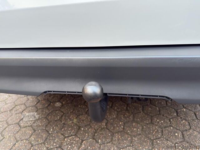 Skåpbil Mercedes-Benz VITO 116 NEUES MODELL AHK KAMERA NAV MBUX TOTW