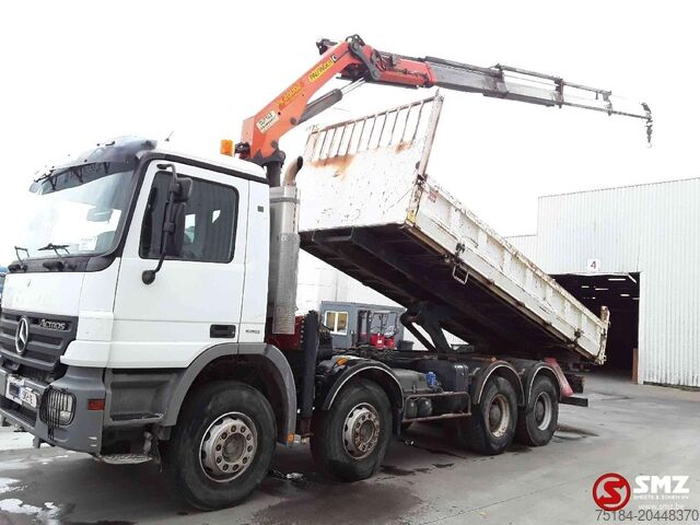 Tipper avec grue Mercedes Actros 4144 palfinber pk2002/4Ext remote