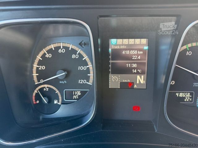 Camion frigorifique MERCEDES-BENZ ANTOS 2540 L Kühlkoffer 8,2 m LBW 2 T+Anhänger