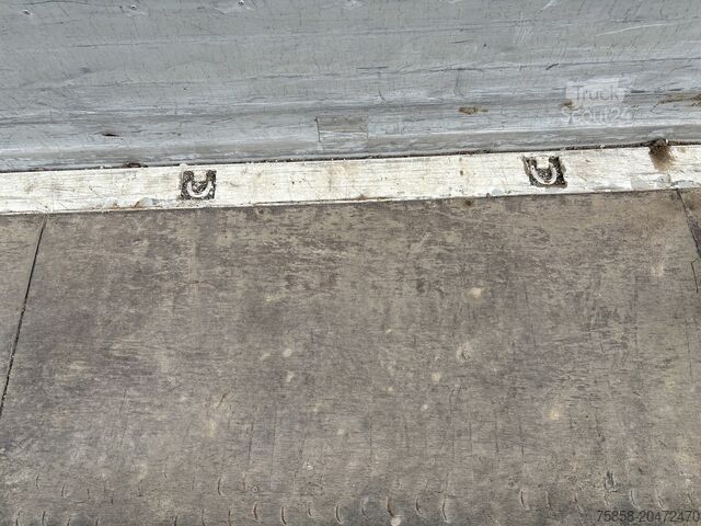 Plattform för växelflak med lastytaVäxelflak med lastplattformVäxelflak med flak Krone BDF 7,45m Baustoff Bordwand + Türen