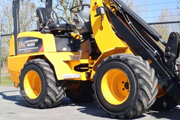 Rakodógép JCB 403 WLS | 5X ATTACHMENTS | EURO ADAPTER