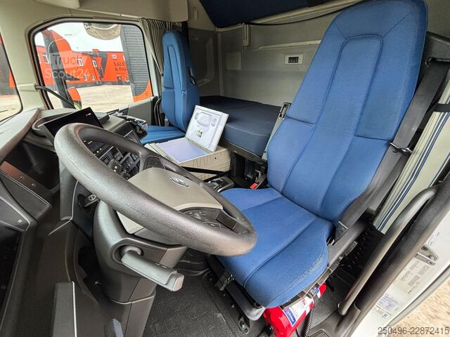Tracteur standard Volvo FH 500 6x2 GLOBE XL / RETARDER / DOUBLE BOGIE