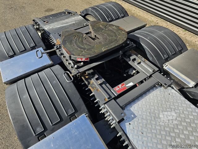  Volvo FH 16 750 / 8x4 / 245.000 kg / RETARDER /