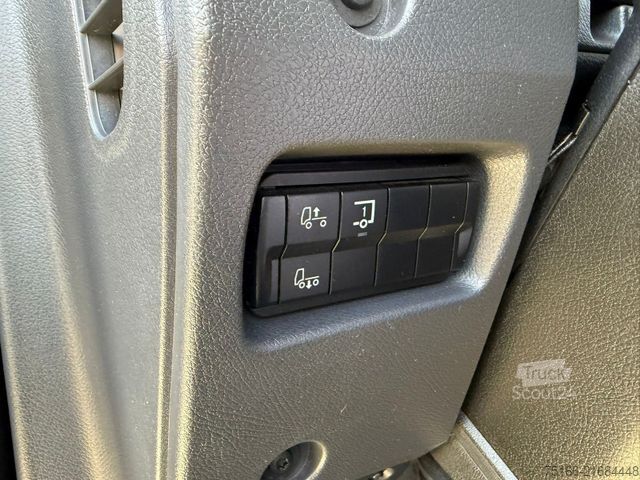 Camion plateau MERCEDES-BENZ ATEGO 1530 L Pritsche 8,20 m*NL 7,8 T