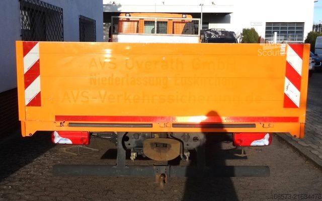 Furgone pick-up MAN TGL 8.220  AC