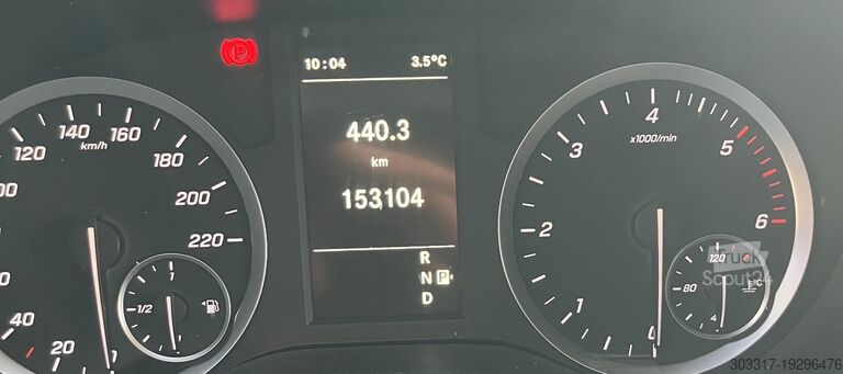 Long box truck Mercedes-Benz vito 119 cdi