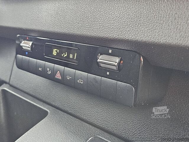 Bestelauto MERCEDES-BENZ SPRINTER 316 L2H1 RWD Automaat!