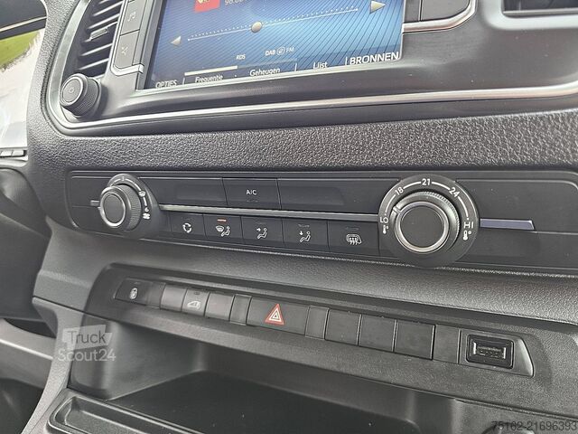 Camioneta familiar de techo alto TOYOTA PRO-ACE 2.0 75 kWh snelladen