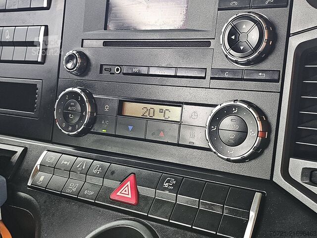 Standaard trekker MERCEDES-BENZ ACTROS 1845 LS