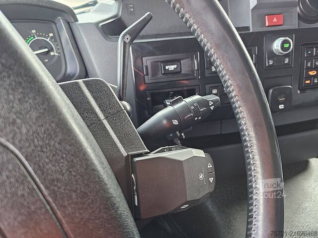 Standard-SZM RENAULT T 440