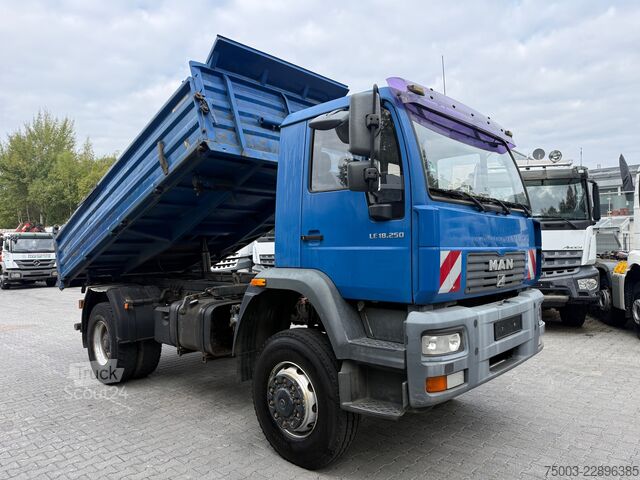Trīspusējs kravas pašizgāzējs MAN LE 18.250 4X4 BB Meiller