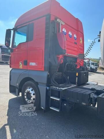 Стандартен влекач MAN TGX 18.420