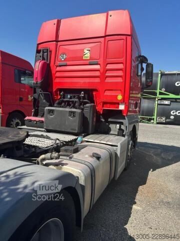 Стандартен влекач MAN TGX 18.420