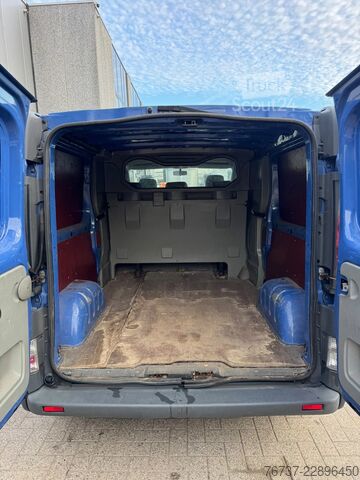 سيارة أجرة مزدوجة Opel Vivaro **5 SEATS-BELGIAN ORIGINE**