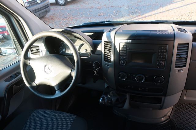Furgoneta de caja alta MERCEDES-BENZ Sprinter II Kasten 316 CDI/ Klima / AHK / FN: 24