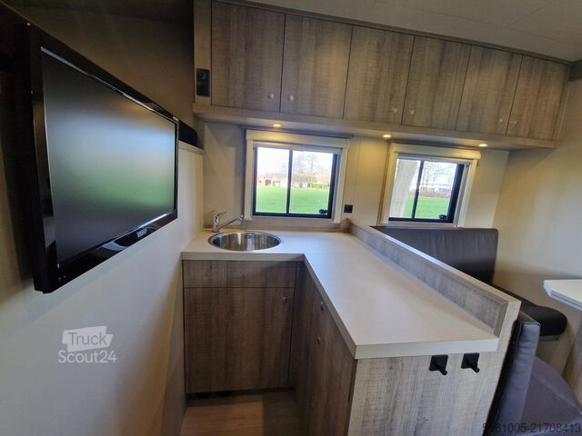 Zirgu transports Renault T Occasion paardenvrachtwagen 5 paarden, 10.144...