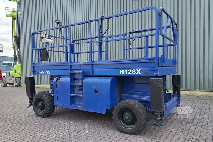 Elevador de tijera Haulotte H12SX Diesel, 4x4 Drive, 12m Working Height, 700kg