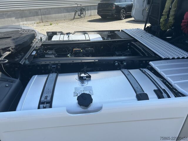 Standard-SZM Man TGX 18.470 GX / 264 dkm / Retarder / 2 Tanks / ...