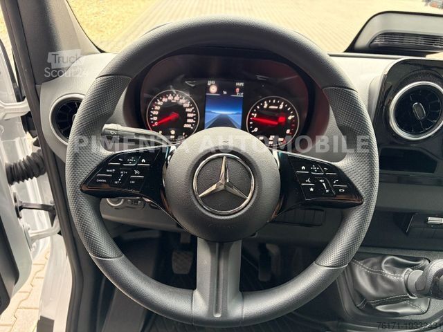 Koelwagen met geïsoleerde laadbak MERCEDES-BENZ Sprinter 517 43 5,5t TK KOFFER LBW 8EPA AHK TEMP