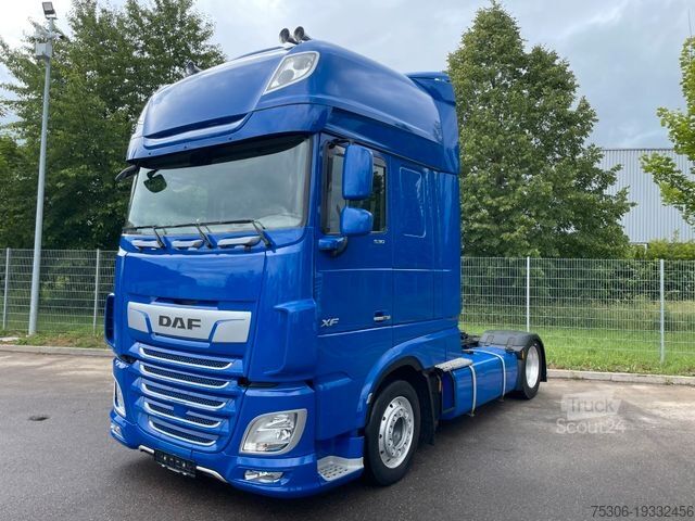 Yüksek hacimli çekici DAF FT XF 530 SSC LD