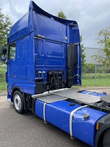 Yüksek hacimli çekici DAF FT XF 530 SSC LD