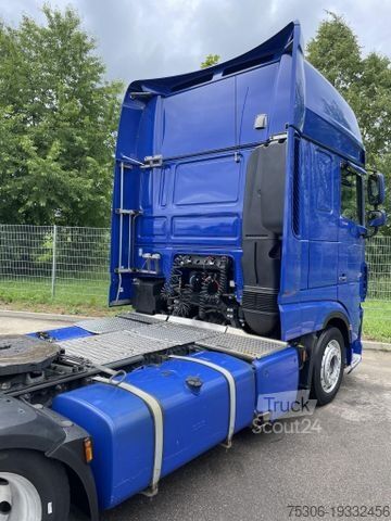 Yüksek hacimli çekici DAF FT XF 530 SSC LD