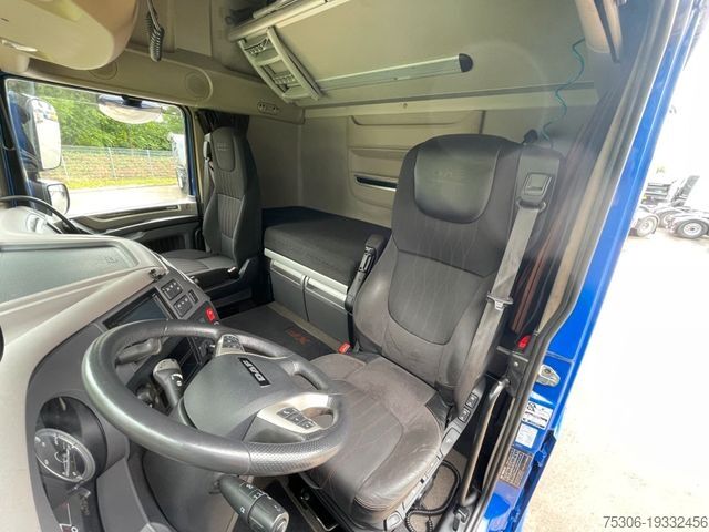 Yüksek hacimli çekici DAF FT XF 530 SSC LD