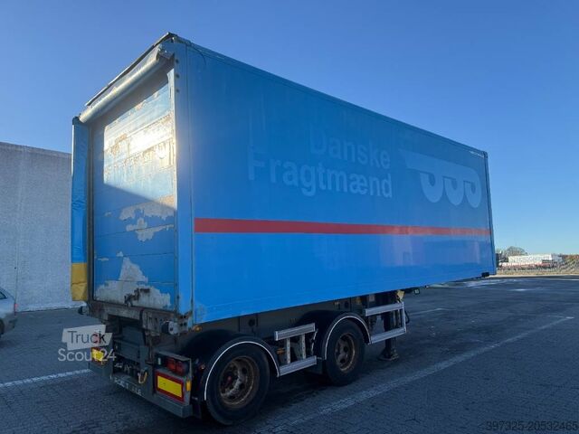 Чемодан Nordic Trailer Drawbar trailer / Zwischenauflieger / Linktrailer