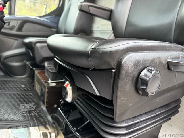 Magas tetős furgon IVECO Daily Kasten 50C18H V-P-3.0 Turbo  LUFT+AHK+KAM