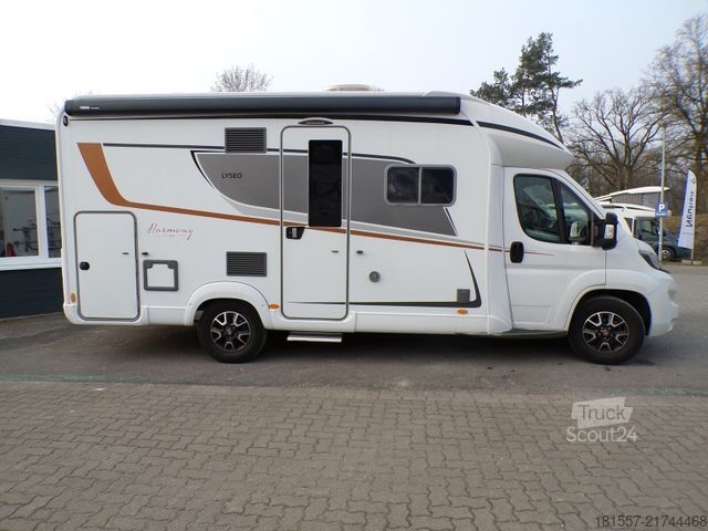 Półzintegrowany kamper BÜRSTNER Lyseo TD 684 G Harmony Line, SAT/TV, Markise