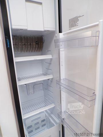 Półzintegrowany kamper BÜRSTNER Lyseo TD 684 G Harmony Line, SAT/TV, Markise