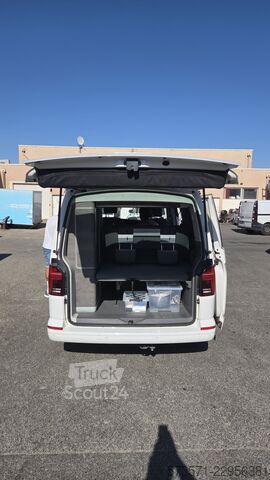 عربة التخييم Volkswagen California Ocean 2022 | Automática | Techo elevable