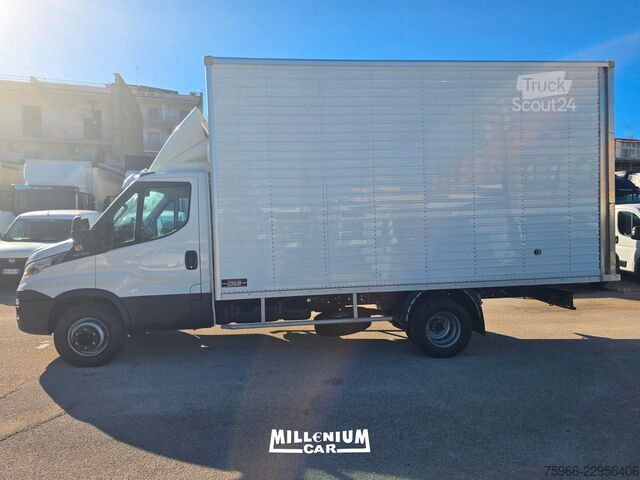 Fourgon tôlé IVECO DAILY 60-15 FURGONE 4,90 (2018)