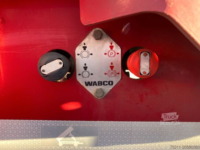 Semirremolque de plataforma baja LANGENDORF | SmartBoard*verbreiterbar*hydr. Rampen*gelenkt