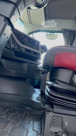 Smags autotransports VOLVO FH 500 3 Achser 6x2  25 stück Vorhanden GGVS